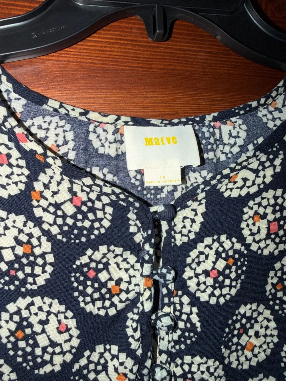 Maeve by Anthropologie Navy Medallion Print Puff Sleeve Blouse Size 10